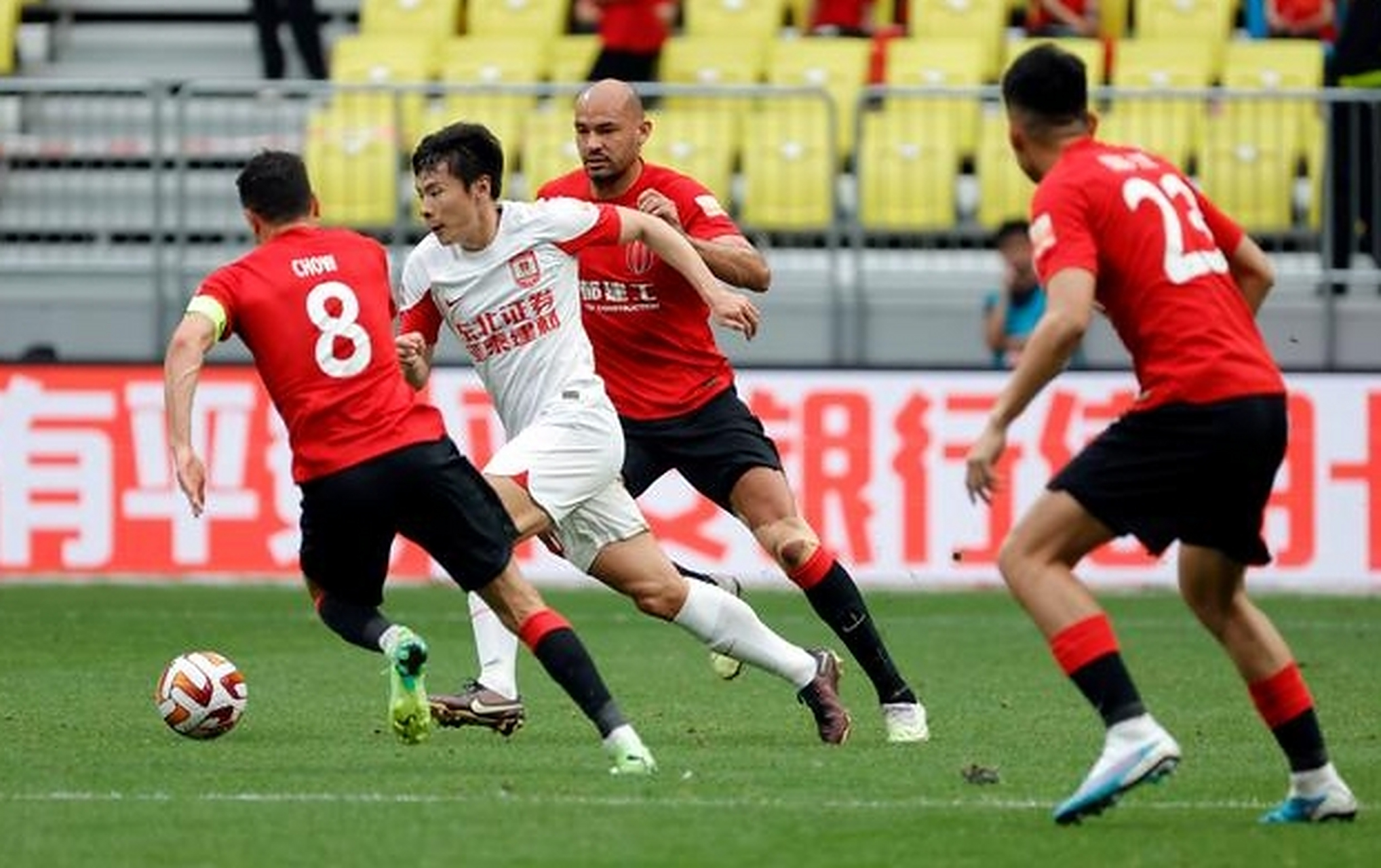 江苏队球员发挥巅峰，取得不俗战绩