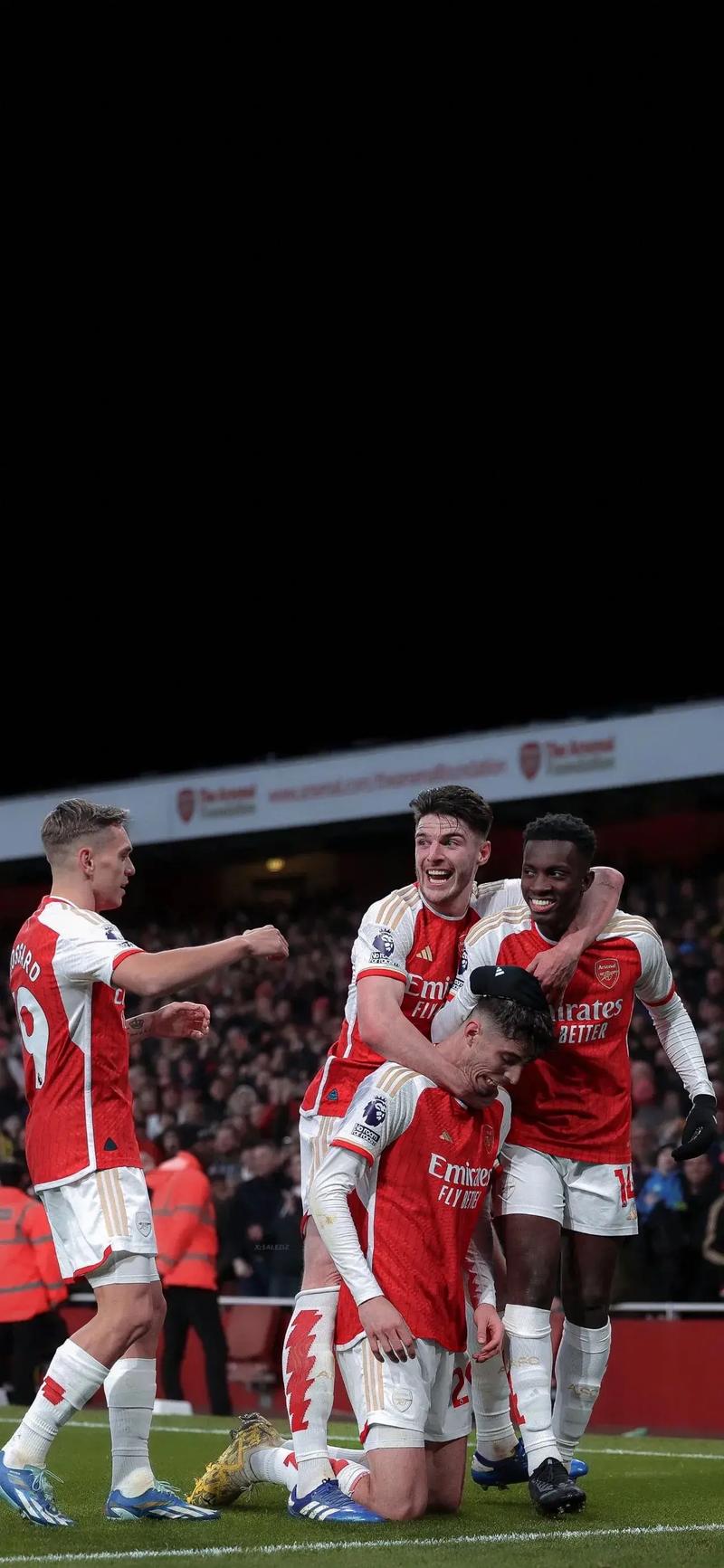 爱游戏官网-阿森纳奋力一战，莱斯特城谨慎找寻