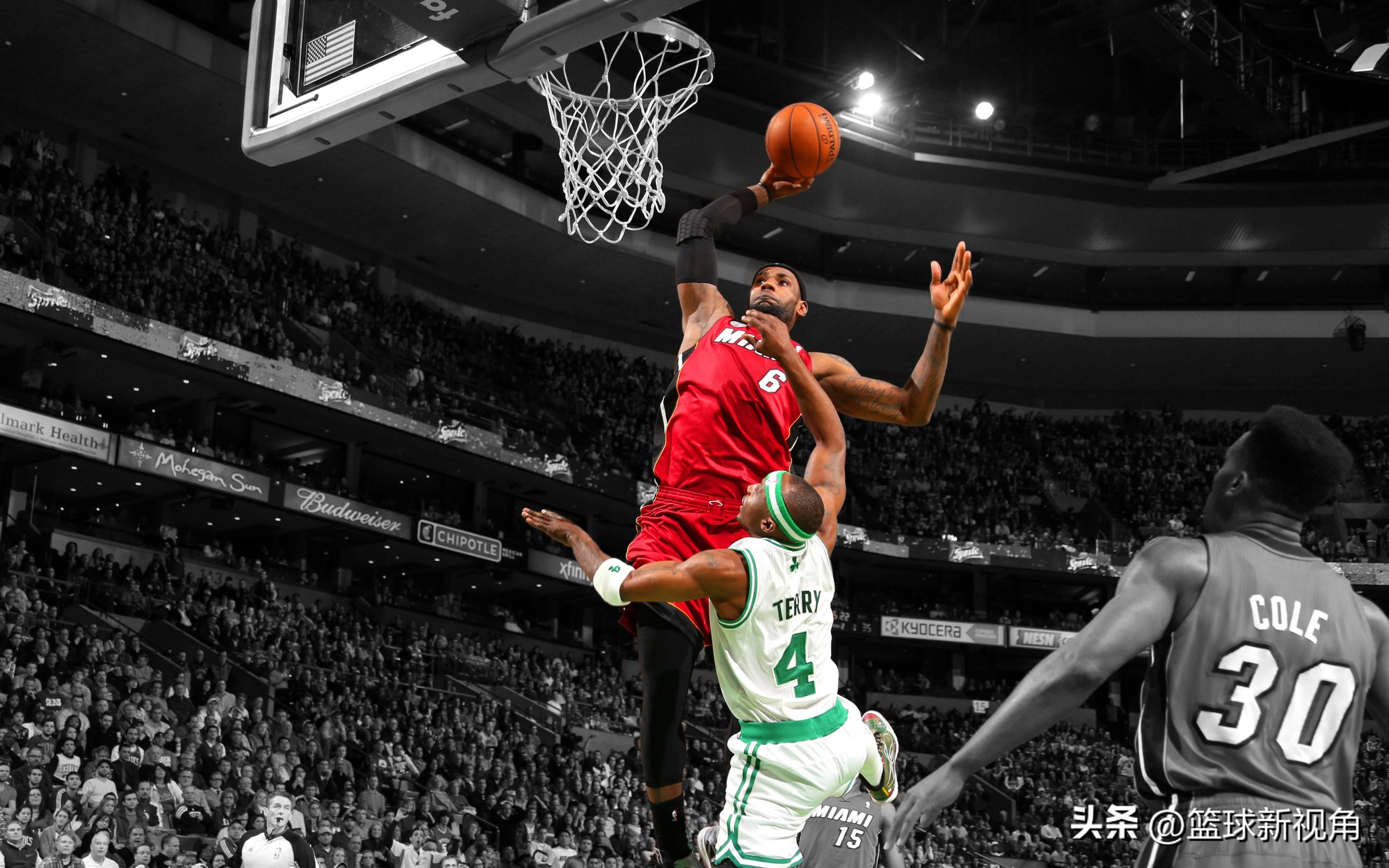 热门篮球赛事吸引了无数观众的关注