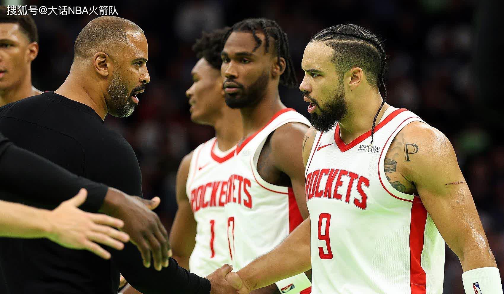 爱游戏体育下载-火箭大胜热火，詹皇连续两场发挥不俗