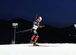 加拿大运动员勇冠三军，英姿勃发！