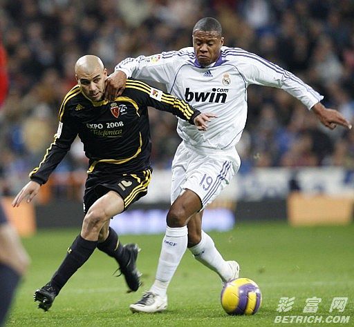 包含萨拉戈萨主场告捷，保级前景一片看好！的词条