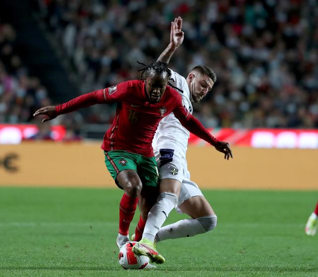 爱游戏官网-精英遭围剿，劲旅意外陷入危机