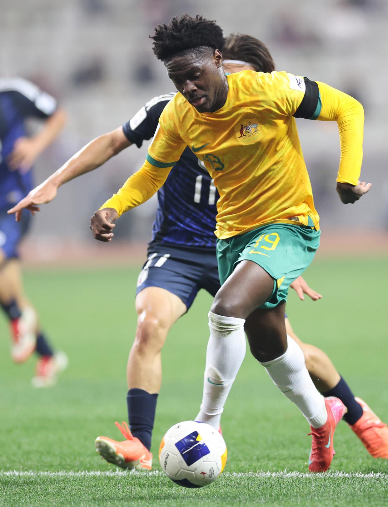 澳大利亚球队表现稳定,晋级前景看好 澳大利亚球队表现稳定,晋级前景看好