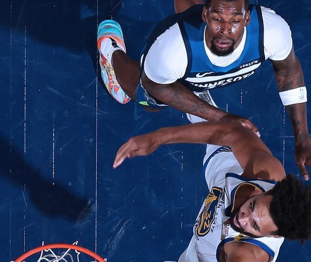 勇士队连胜势头不减，士气高涨迎接总决赛的简单介绍