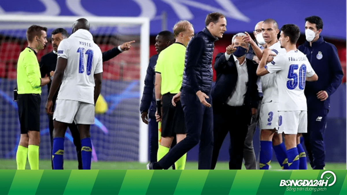 爱游戏体育网站-波尔图火力全开,晋级最新赛事四强的简单介绍