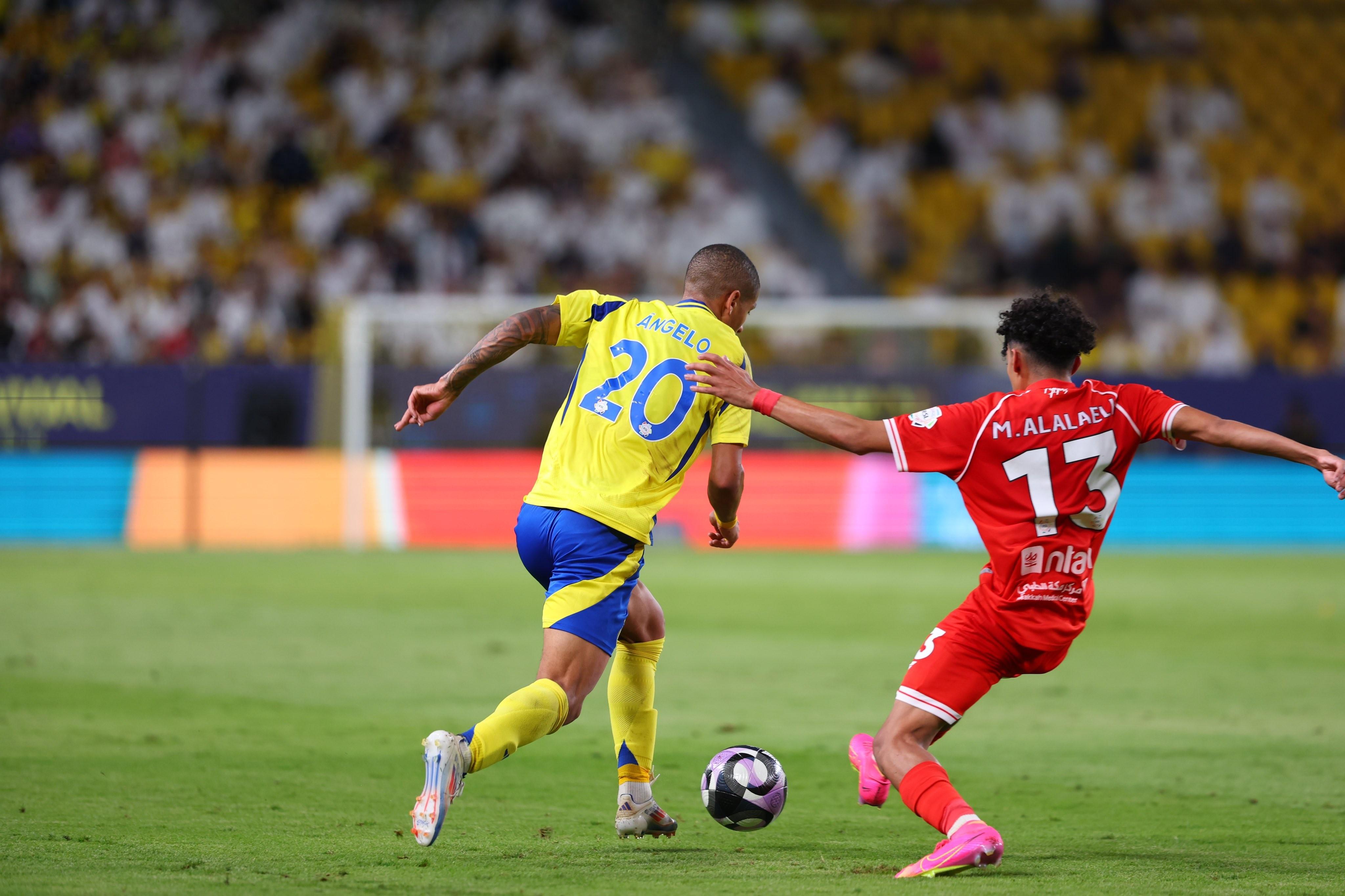 爱游戏网页版入口-包含沙尔克蒙彼利埃队积极备战德国足球比赛的词条