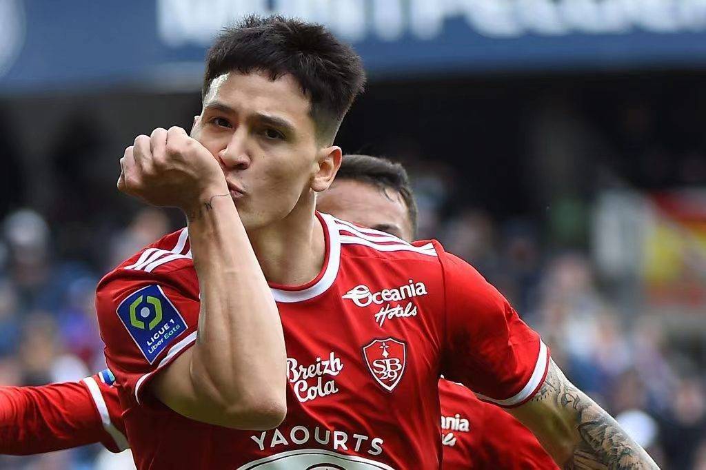 斯特拉斯堡客场不敌雷恩，战绩岌岌可危的简单介绍